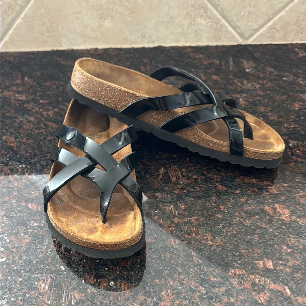 Betula by Birkenstock Vinha Black Patent Sandals L8 - Picture 5 of 8